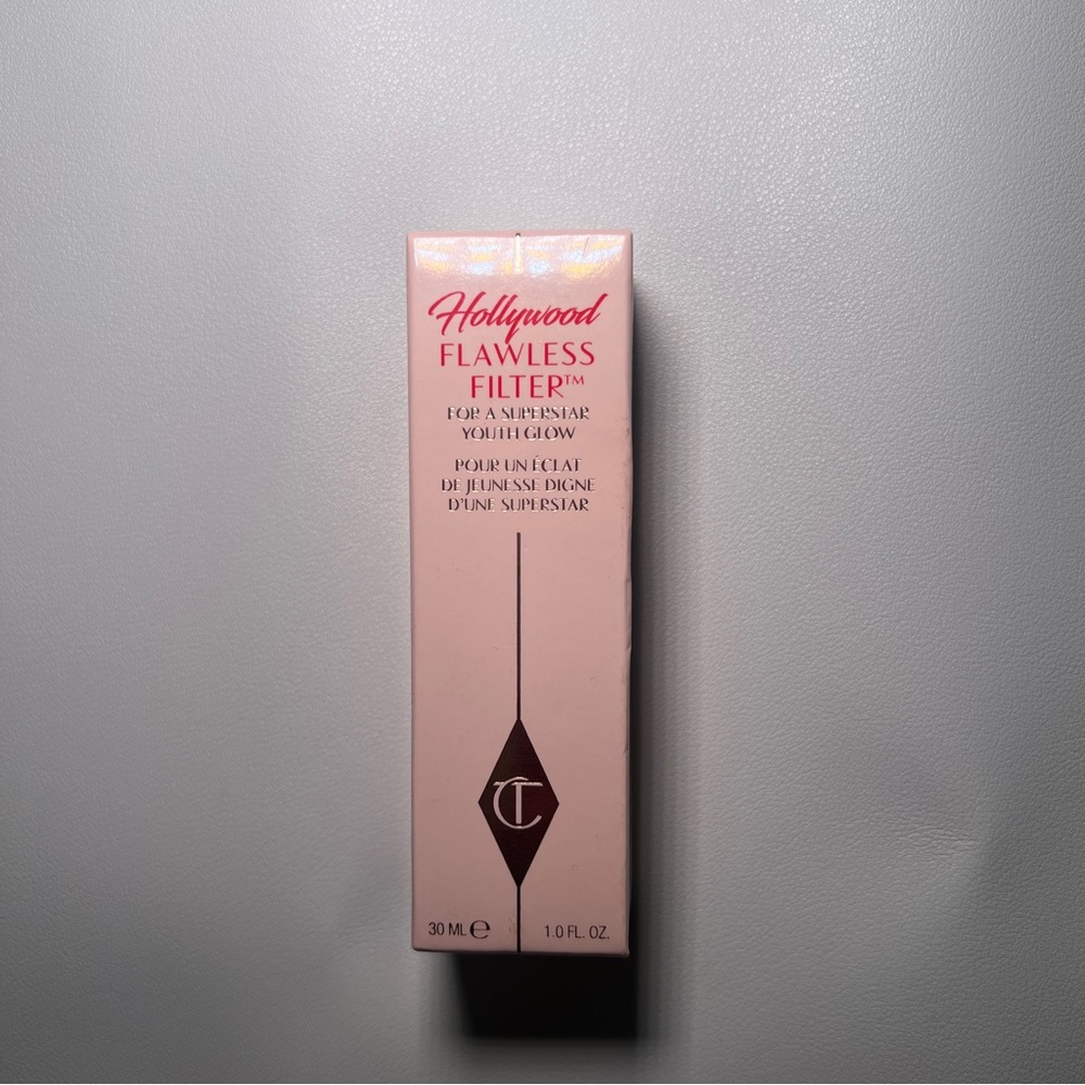 Charlotte Tilbury Hollywood Flawless Filter -